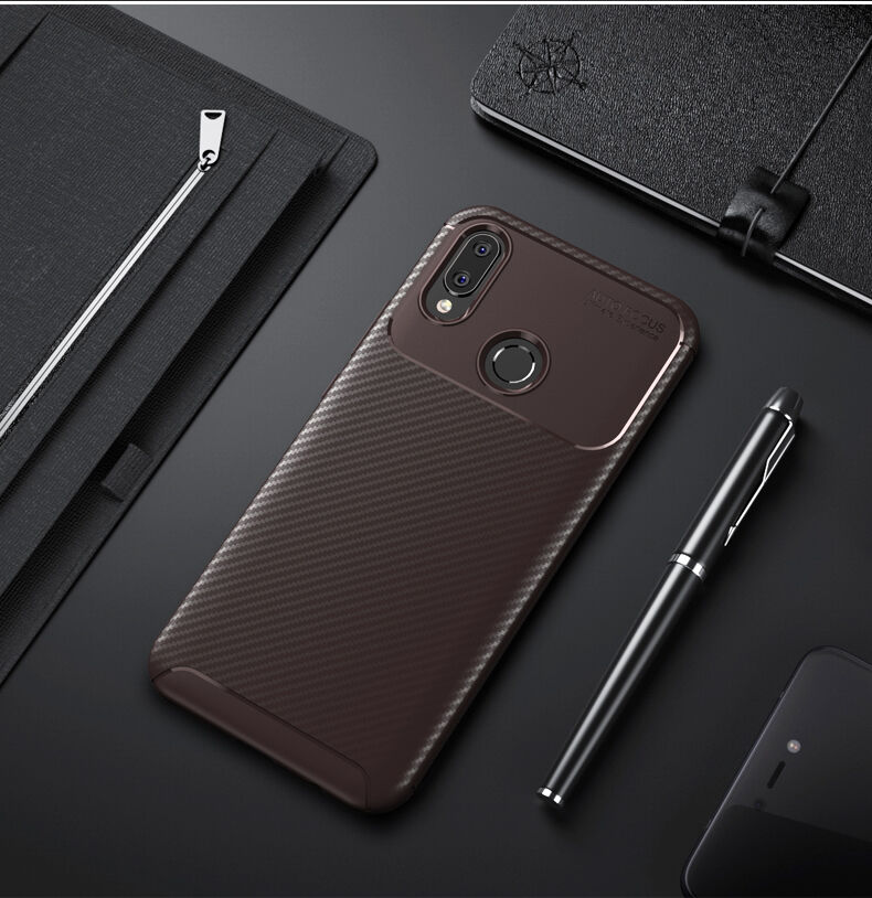 Carcasă din plastic cu textură carbon, pentru Huawei Nova 3i - negru